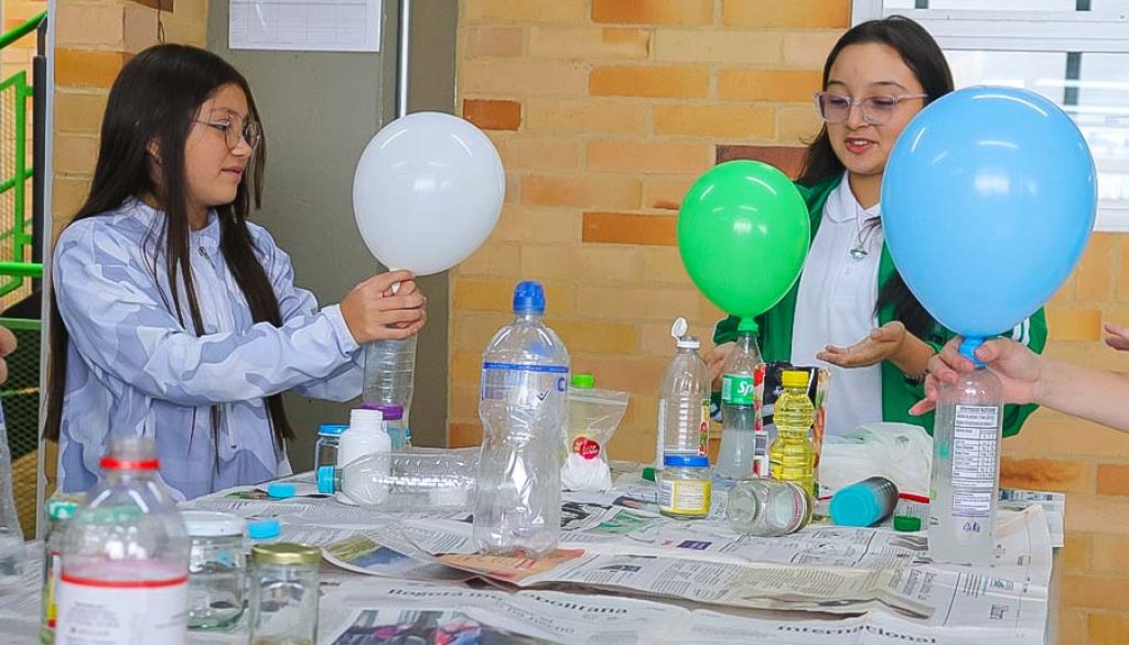 Así vivimos la ciencia laboratorios experimentos y curiosidad sin límites