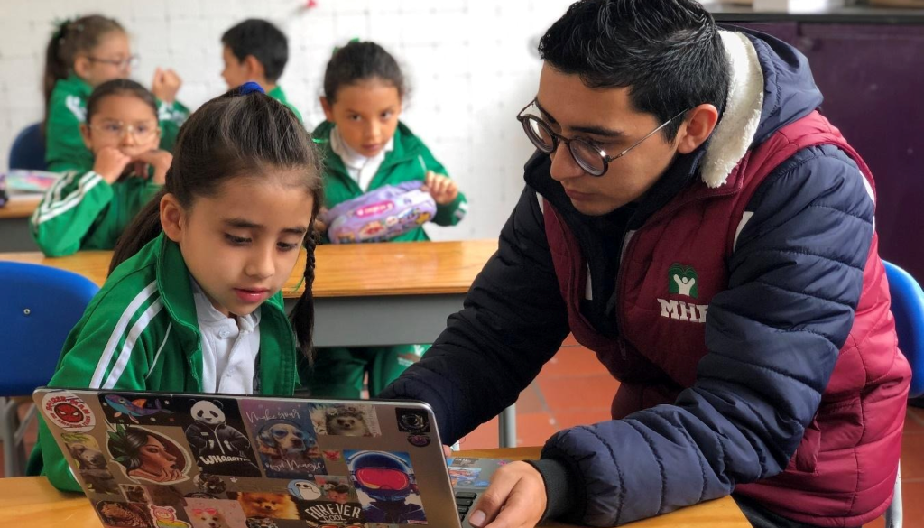 Acompañamiento que transforma: docentes que guían, escuchan y potencian