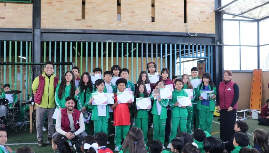 El poder de las palabras: celebramos el Día del Idioma formando grandes comunicadores